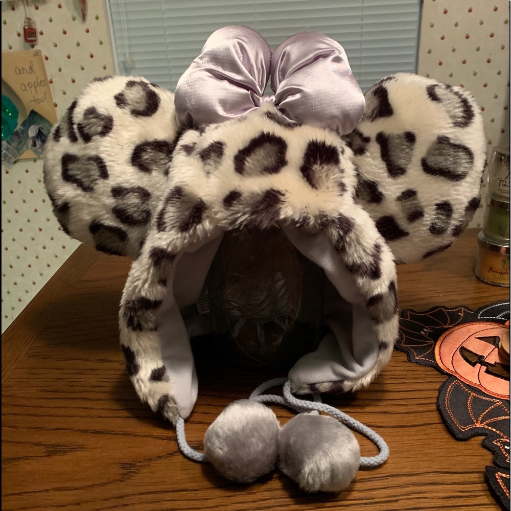 Disney Parks furry Leopard spots Minnie Ears hat